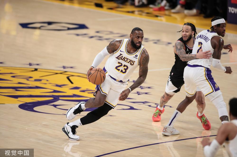 教练起到了 教练起到了