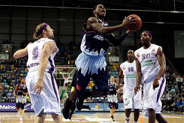 多面对强队 多面对强队